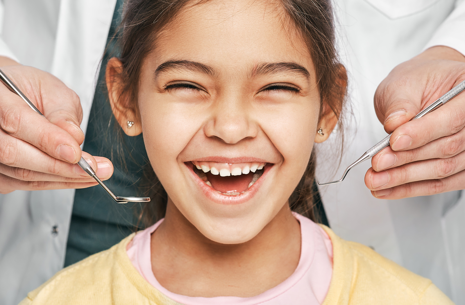 સ્વસ્થ દાંત, સુખી જીવન – પાર્શ્વી ડેન્ટલ કેર | Healthy Teeth, Happy ...